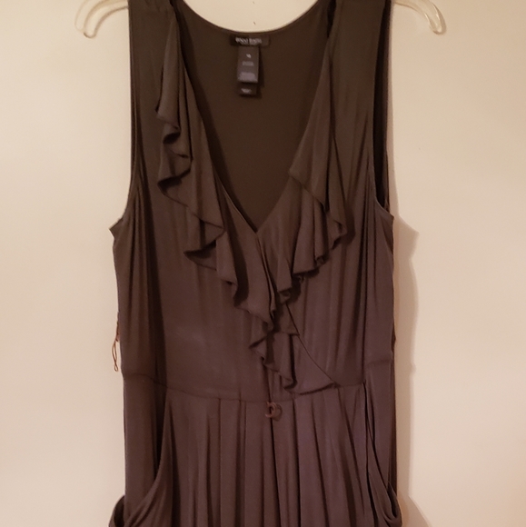 Dark Green Dress - Picture 2 of 3